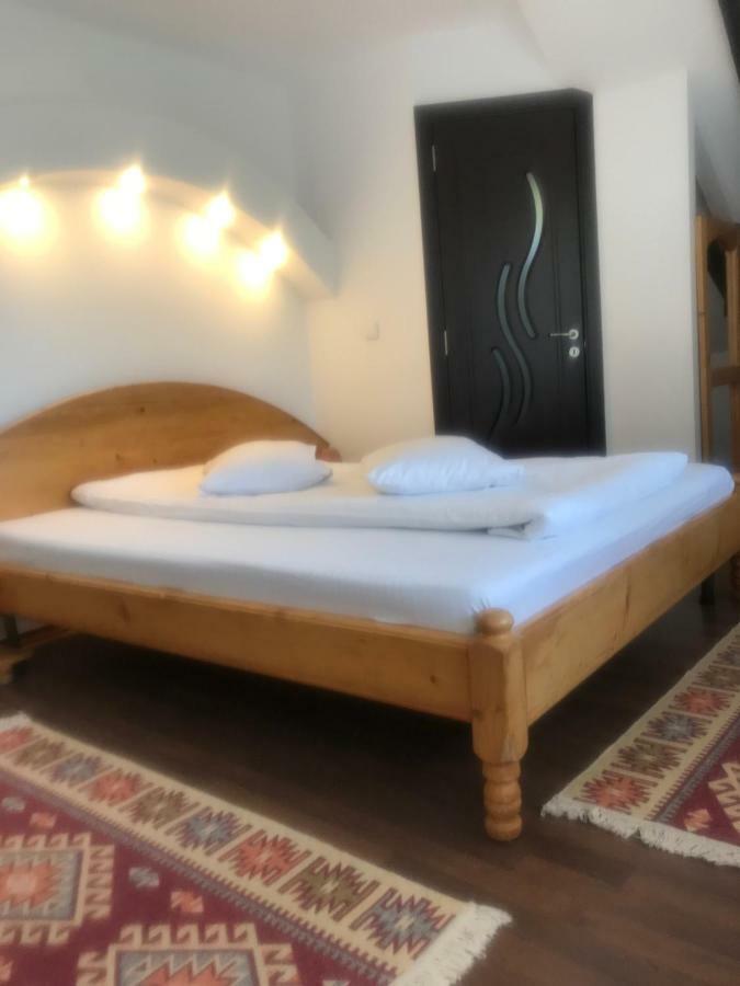 Rîşnov Casa Csiki 빌라 외부 사진